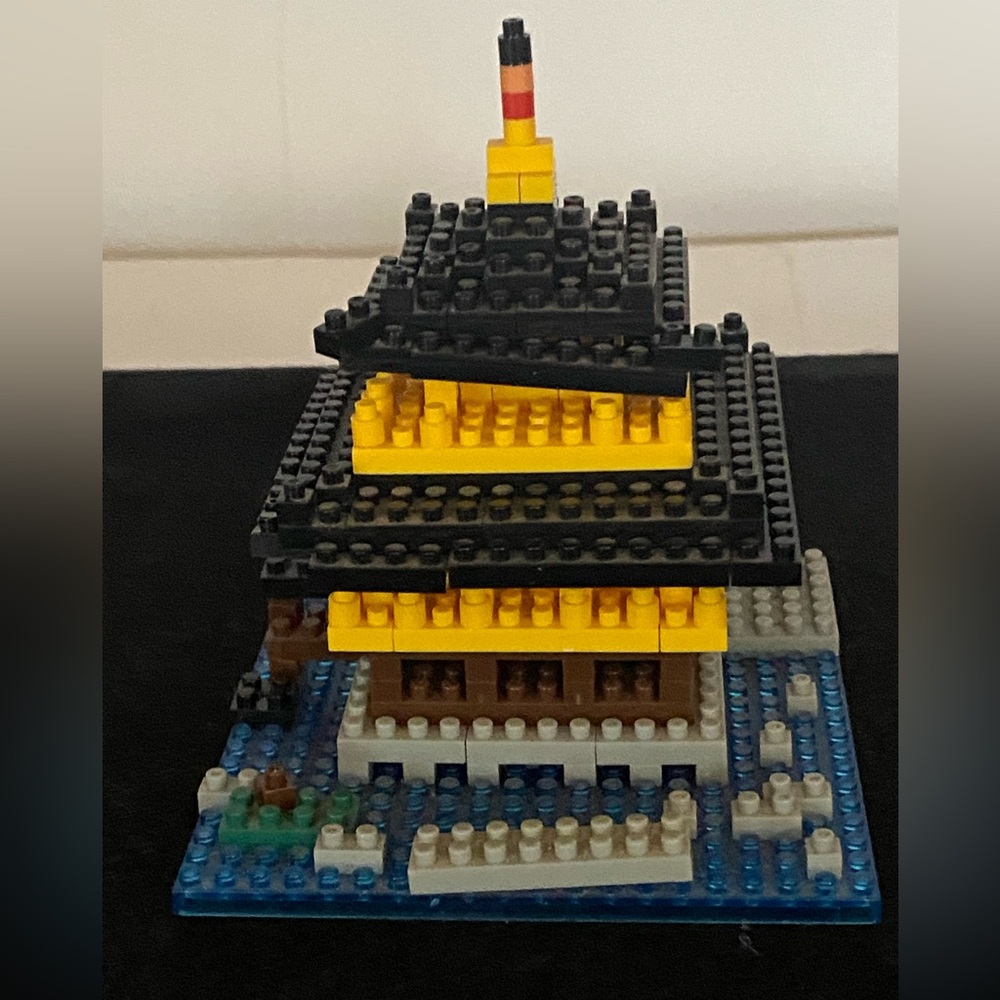 LEGO Architecture Pagoda Mini-Building Block Set - Some pieces missing - Picture 4 of 4